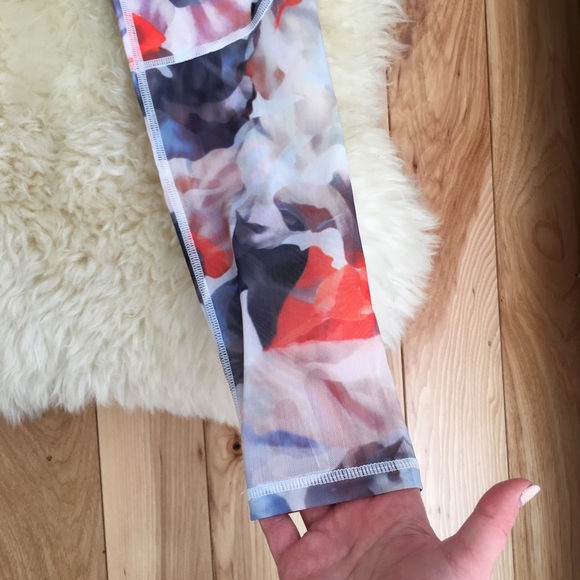 Fabletics Stella Floral Mesh High Rise Leggings - Picture 5 of 10